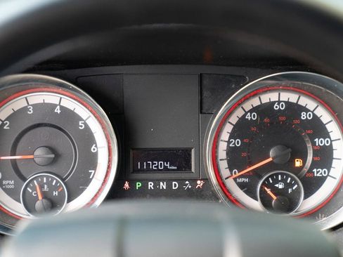 Used 2019 Dodge Grand Caravan SXT FWD image 37