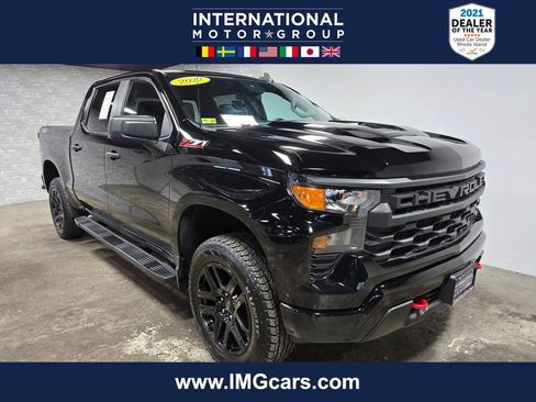 Used 2022 Chevrolet Silverado 1500 Custom Trail Boss AWD/4WD image 1