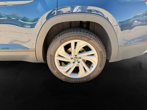 Used 2021 Volkswagen Atlas SE AWD/4WD image 12