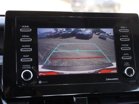 Used 2022 Toyota Camry SE FWD image 16