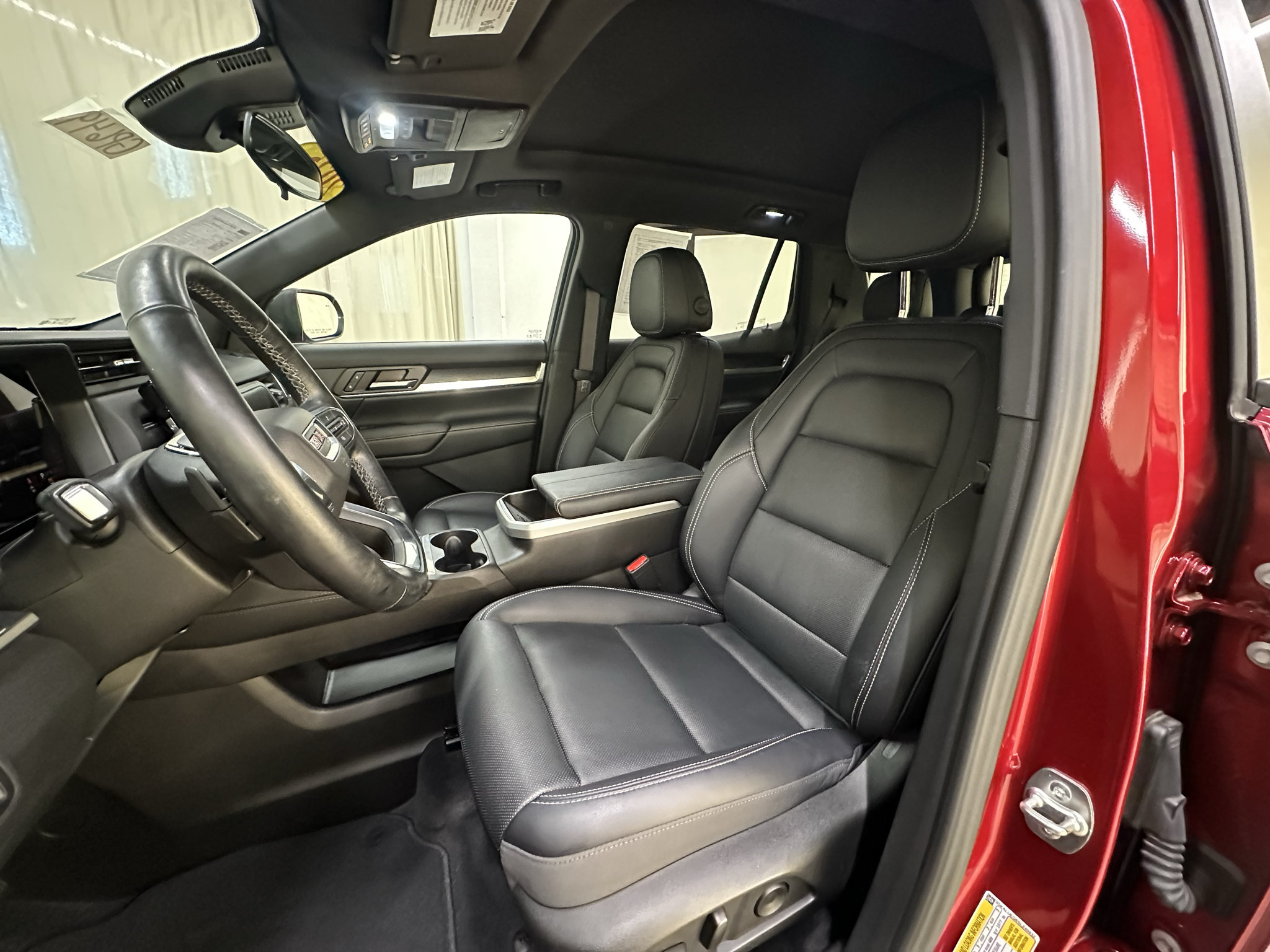 Certified 2025 GMC Terrain Elevation w/ Elevation Premium Package AWD/4WD image 22