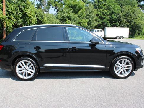 New 2025 Audi Q7 3.0T Premium Plus image 9