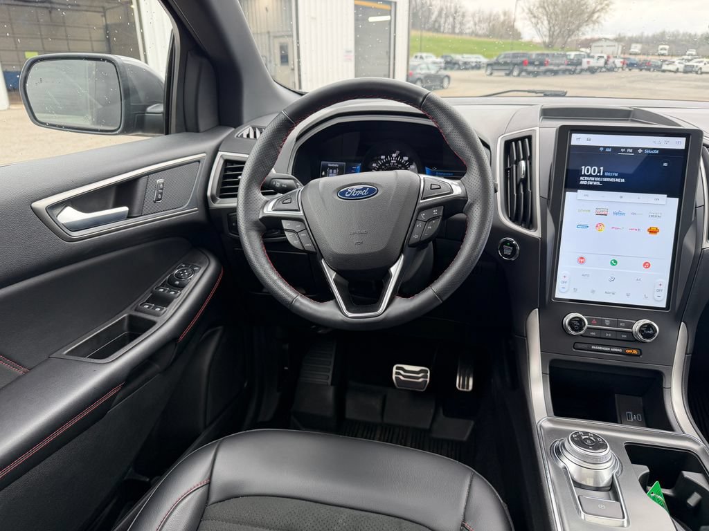 Used 2024 Ford Edge ST-Line AWD/4WD image 19
