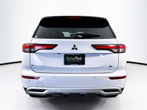 Used 2024 Mitsubishi Outlander SE FWD image 7