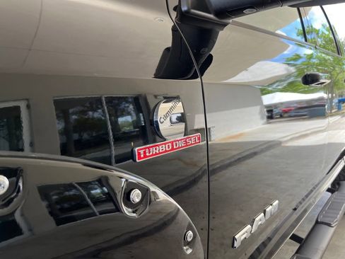 New 2022 RAM 2500 Big Horn w/ Level C Equiment Group image 14