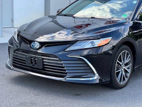 Used 2023 Toyota Camry XLE w/ Cold Weather Package FWD image 34