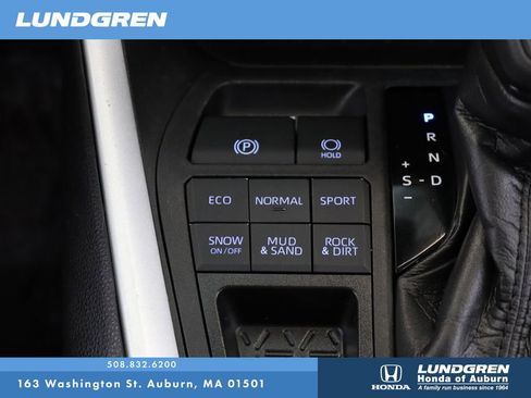 Used 2021 Toyota RAV4 XLE w/ Convenience Package image 25