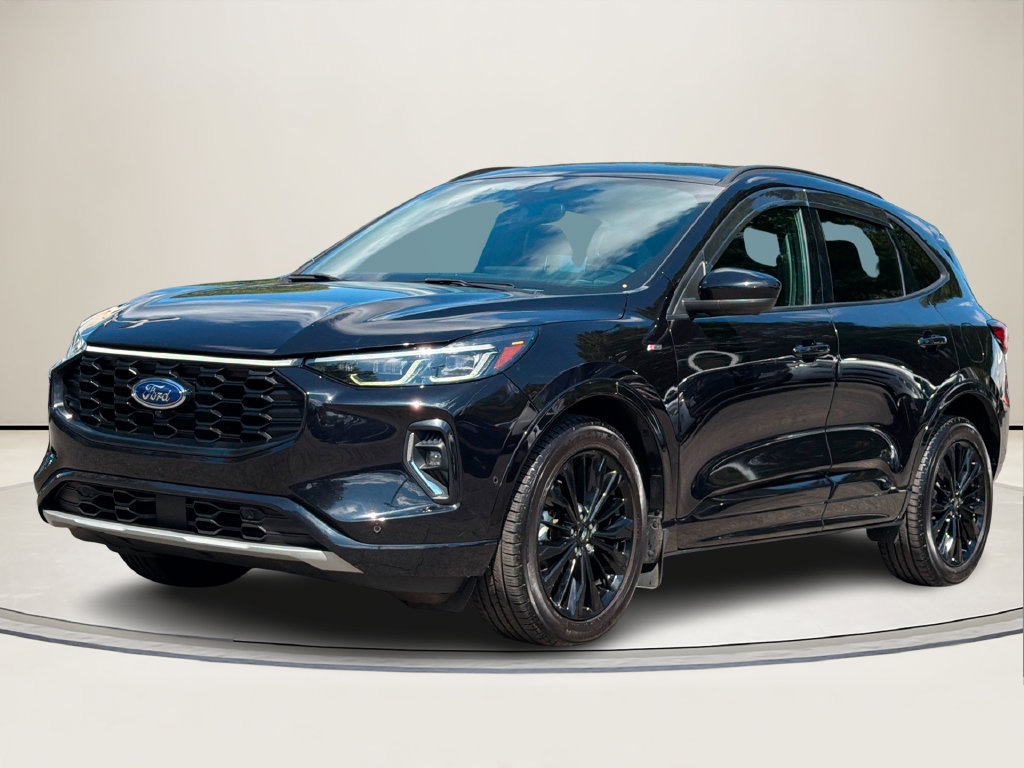 Used 2023 Ford Escape ST-Line Elite w/ Premium Technology Package AWD/4WD image 2