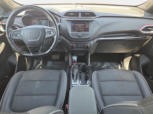 Used 2022 Chevrolet TrailBlazer RS FWD image 9