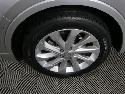 Used 2018 Buick Envision Premium image 9