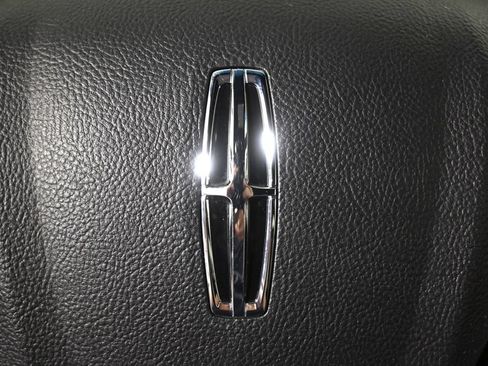 Used 2017 Lincoln MKX Reserve w/ Lincoln MKX Climate Package AWD/4WD image 36