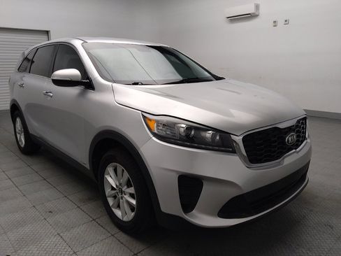 Used 2020 Kia Sorento AWD V6 image 13