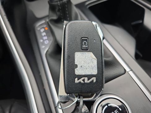 Used 2023 Kia Sorento S w/ Panoramic Sunroof Package image 34