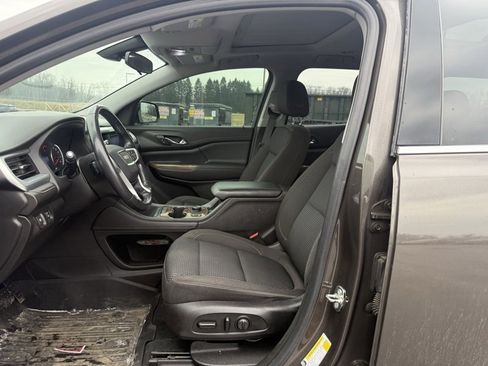 Used 2020 GMC Acadia SLE w/ Driver Convenience Package image 10