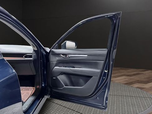 Used 2018 MAZDA CX-5 Touring w/ Preferred Equipment Package image 19