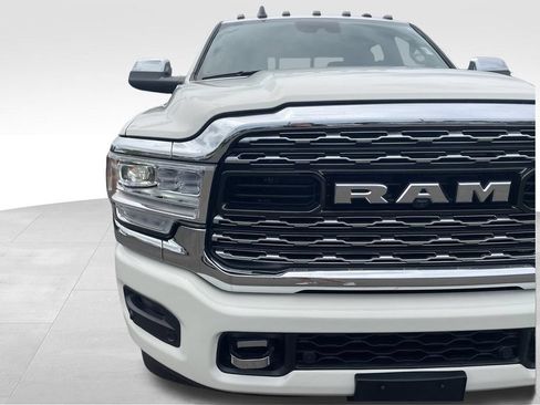 Used 2020 RAM 3500 Limited AWD/4WD image 21