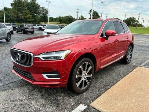 Used 2019 Volvo XC60 T8 Inscription w/ Protection Package Premier AWD/4WD image 4