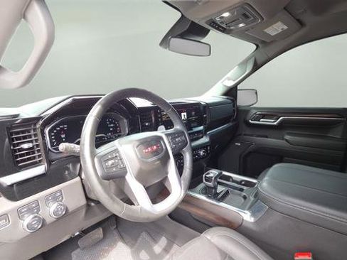 Used 2023 GMC Sierra 1500 SLT w/ SLT Premium Package image 29