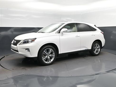 Used 2015 Lexus RX 450h FWD image 3