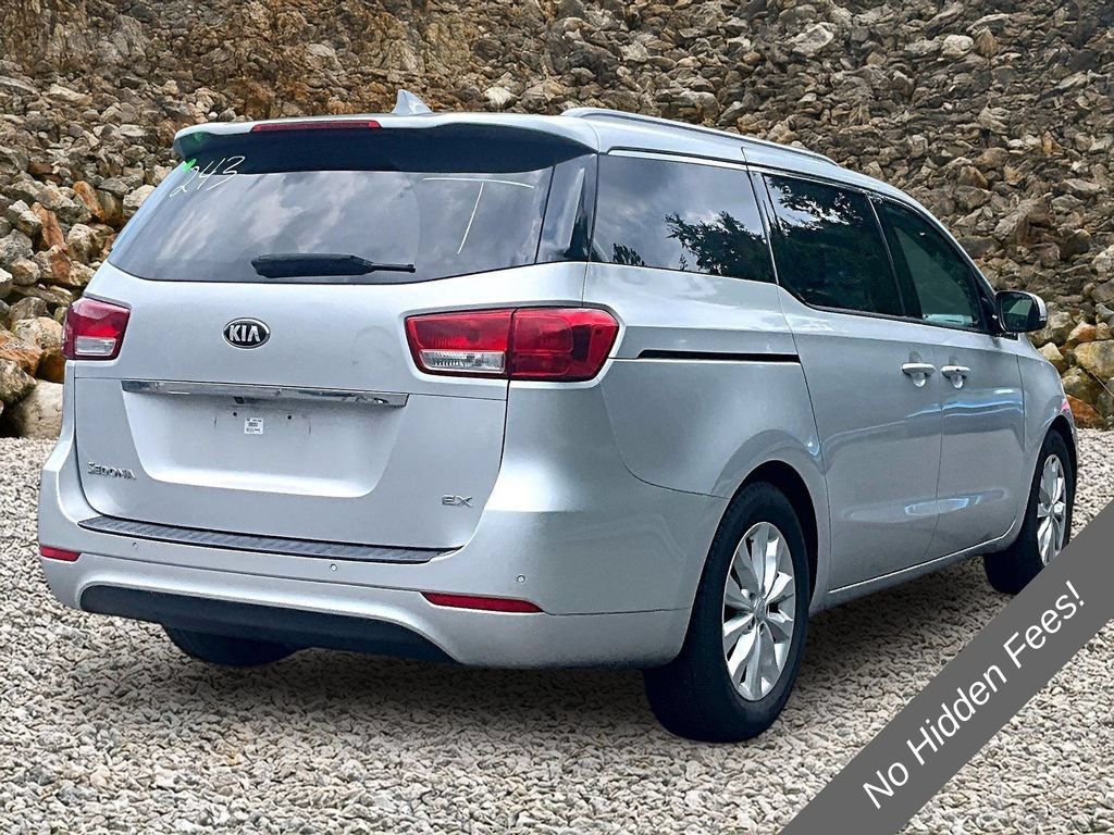 Used 2018 Kia Sedona EX FWD image 2
