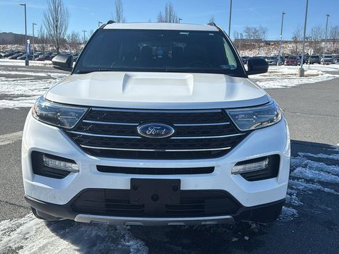 Used 2020 Ford Explorer XLT w/ Equipment Group 202A image 19