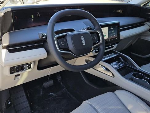 New 2026 Lincoln Nautilus Reserve image 14