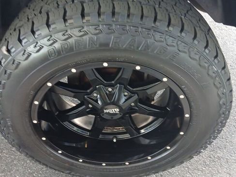 Used 2015 RAM 1500 Sport image 13