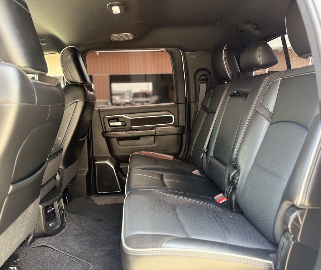 Used 2025 RAM 3500 Laramie AWD/4WD image 23