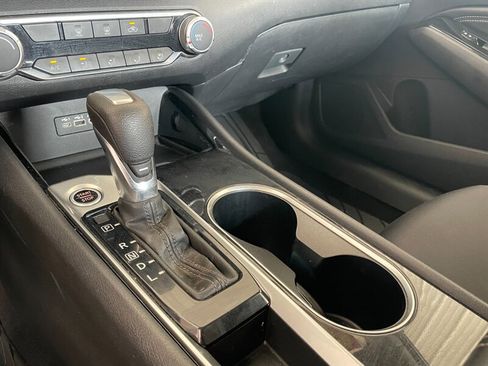 Used 2021 Nissan Altima 2.5 SV FWD image 17