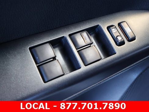 Used 2018 Toyota RAV4 XLE image 12