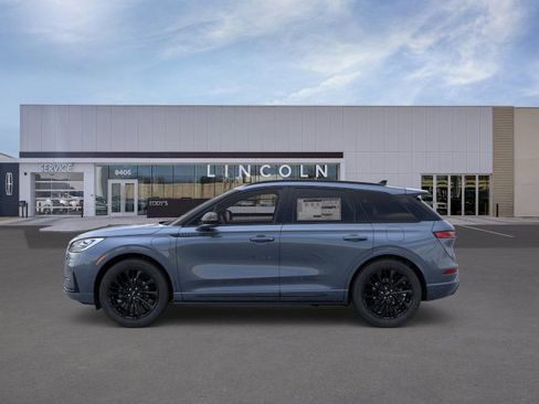 New 2026 Lincoln Corsair Grand Touring image 3