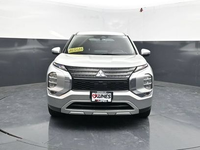 Used 2024 Mitsubishi Outlander SE