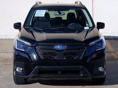 Used 2022 Subaru Forester Premium AWD/4WD image 46