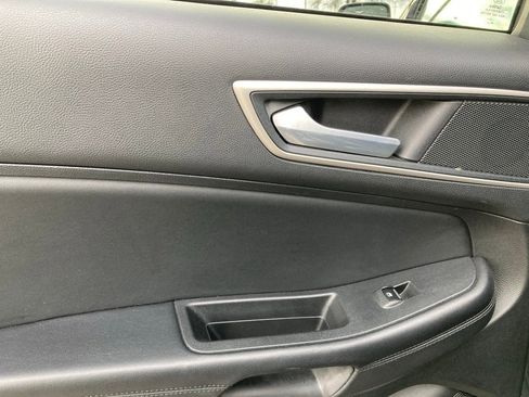 Used 2024 Ford Edge SEL image 12