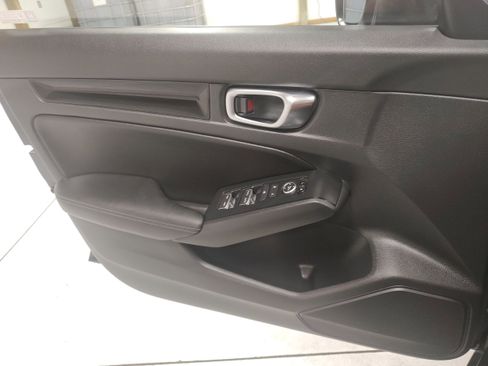 Used 2024 Honda Civic EX-L image 9