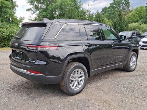 New 2025 Jeep Grand Cherokee Laredo X w/ Luxury Tech Group I image 4