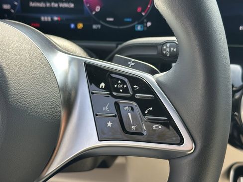 Certified 2025 Mercedes-Benz GLA 250 image 29