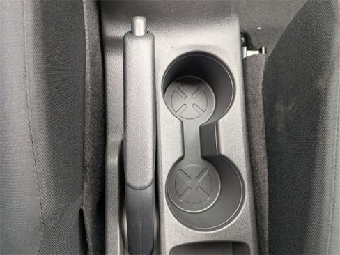 New 2025 Nissan Kicks Play S image 20