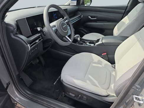 Used 2026 Hyundai Santa Cruz SEL FWD image 11