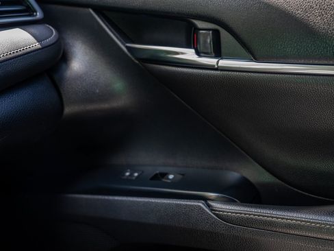 Used 2020 Toyota Camry XSE FWD image 24