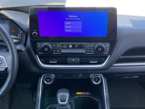 Certified 2024 Toyota Grand Highlander FWD image 30