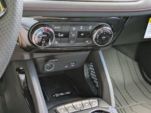 New 2026 Chevrolet TrailBlazer RS w/ Convenience Package FWD image 19