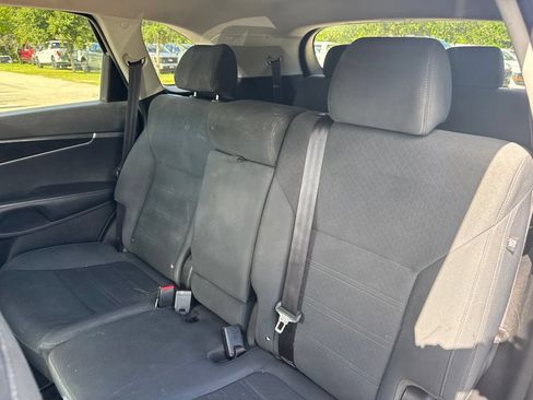 Used 2016 Kia Sorento LX FWD image 11