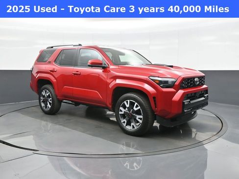 Certified 2025 Toyota 4Runner TRD Sport image 1