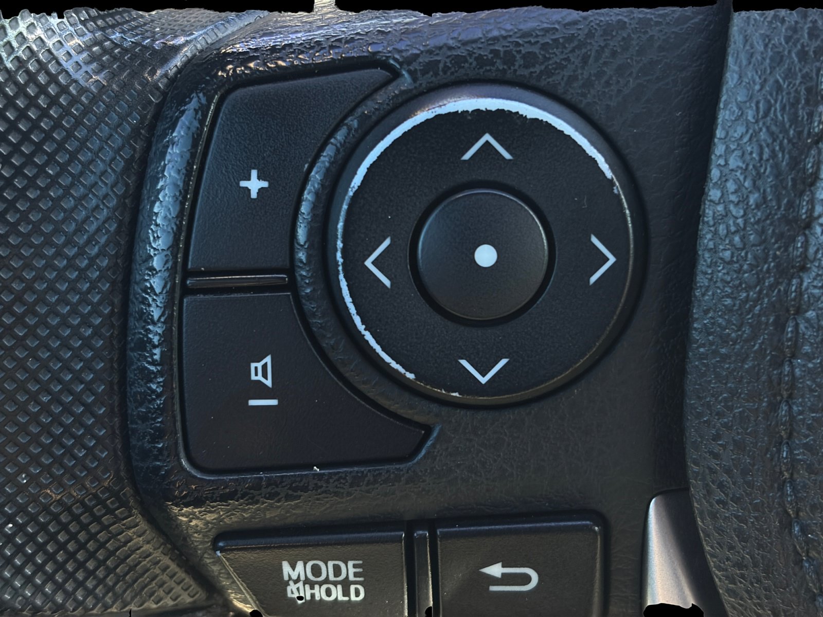 Used 2016 Toyota Corolla LE FWD image 15