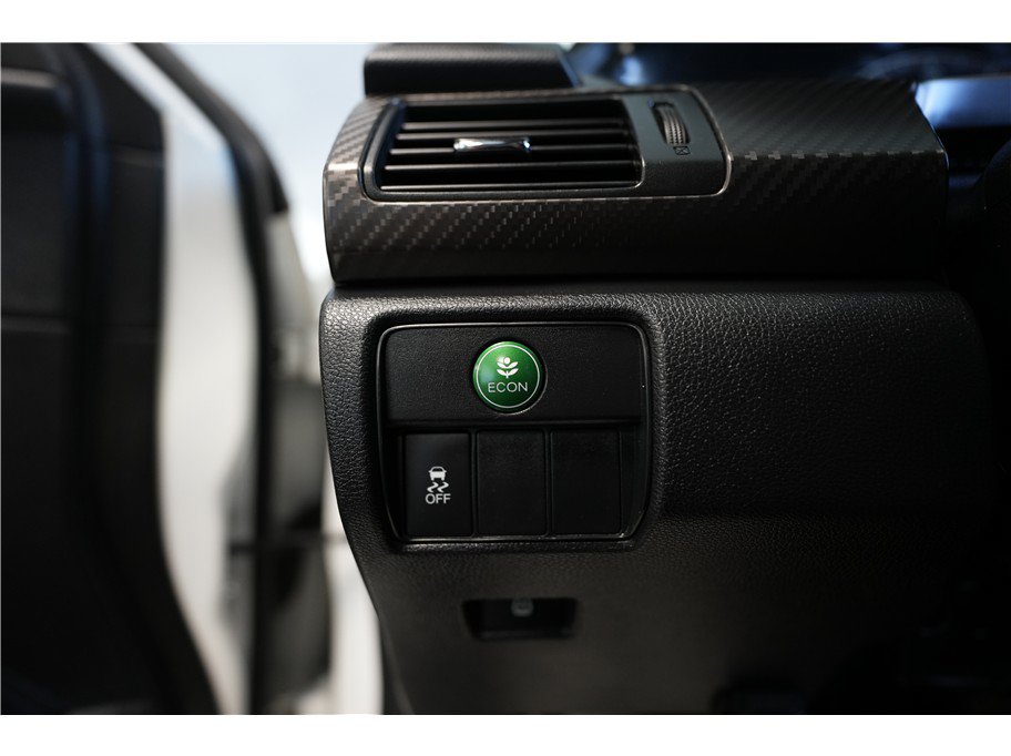 Used 2016 Honda Accord Sport image 18