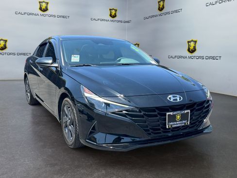 Used 2021 Hyundai Elantra SEL FWD image 7
