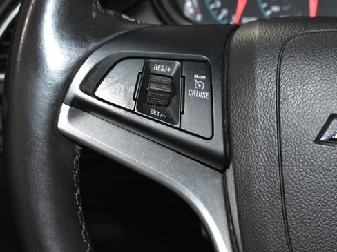 Used 2020 Chevrolet Trax LT w/ Sun & Sound Package image 14