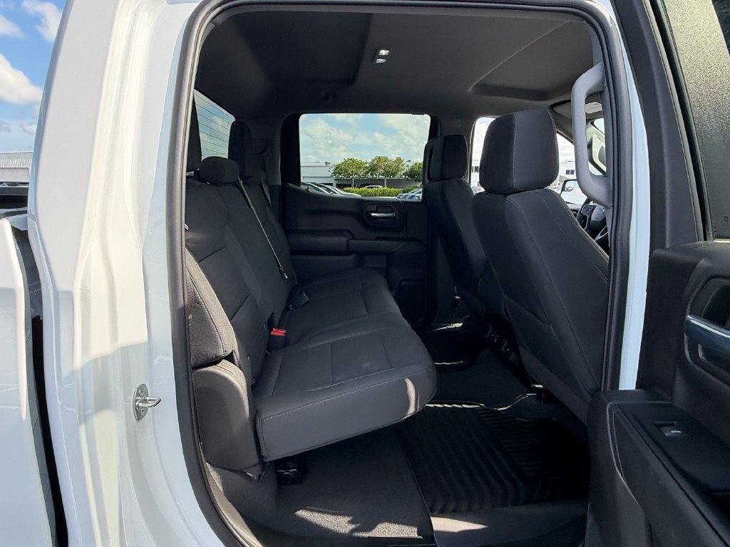 Certified 2024 Chevrolet Silverado 1500 Custom Trail Boss w/ Turbomax Blackout Package AWD/4WD image 16