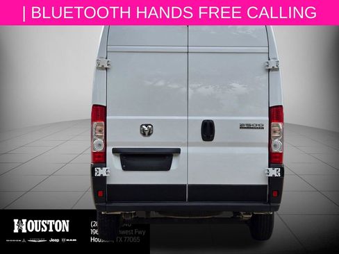 Used 2025 RAM ProMaster 2500 w/ Convenience Group image 6